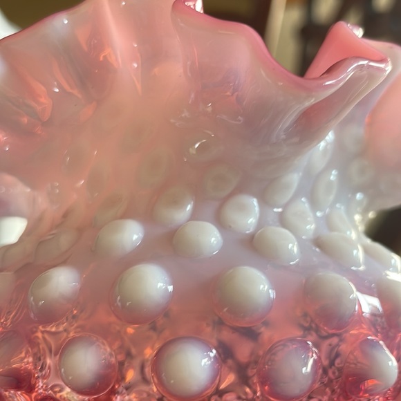 Fenton Cranberry hobnail opalescent 4.5 inch vase. - Picture 5 of 11